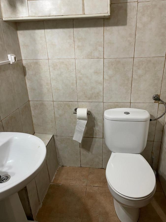 Habitacion Privada Workstay Валенсия Екстериор снимка