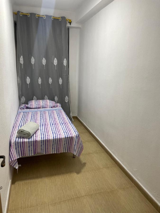 Habitacion Privada Workstay Валенсия Екстериор снимка